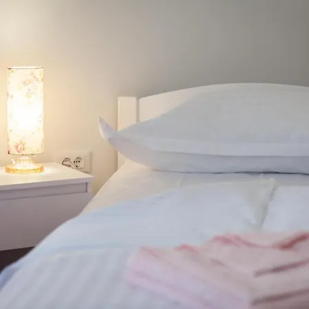 Free Private Garage 公寓 斯普利特