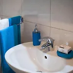 Free Private Garage Appartement